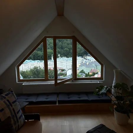 Zora With Grandhotel Pupp View Διαμέρισμα